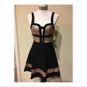 BRAND NEW BLACK GOLD COCKTAIL SEQUIN DRESS!!